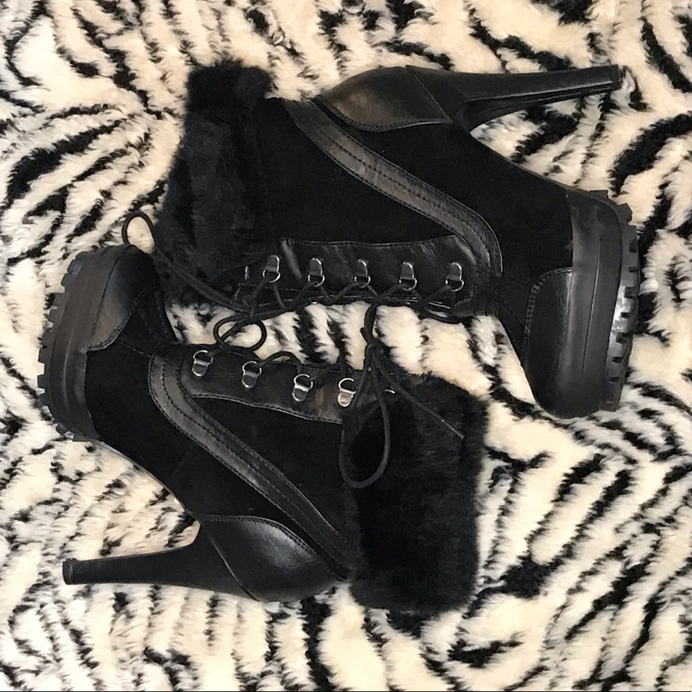 Ankle faux fur heeled booties